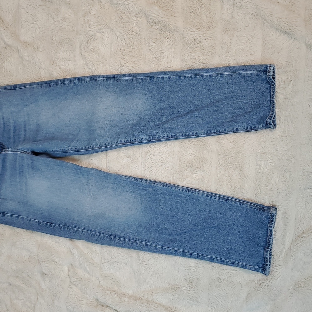 American Eagle Highest Rise 90s Boyfriend 6 Long Distressed - Picture 3 of 12